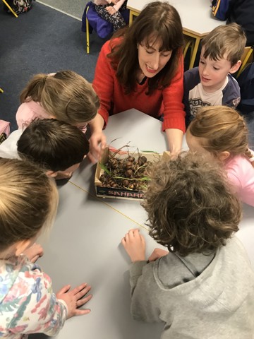 Clodagh With Children And Corms E1535035153556